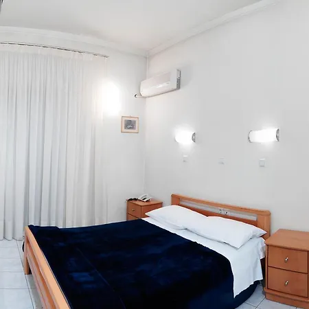 Alex Hotel 2*