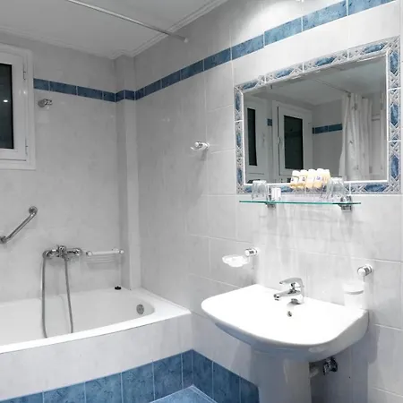 Alex Hotel 2*